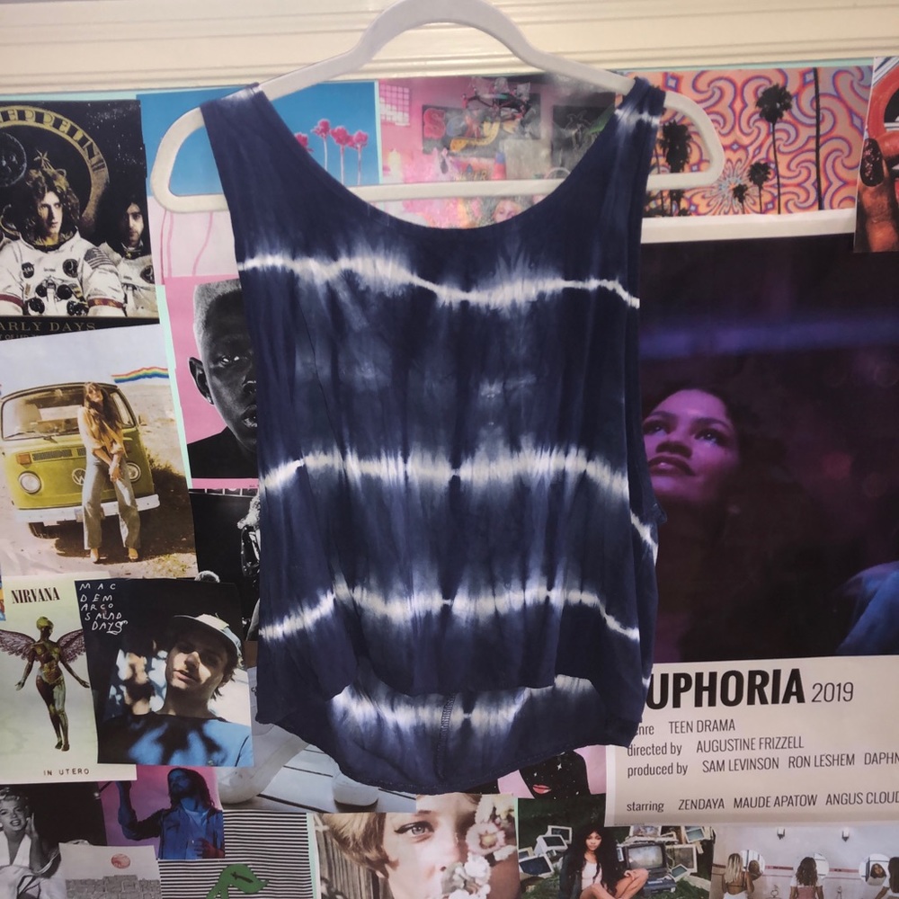 navy and white tie-dye tank top